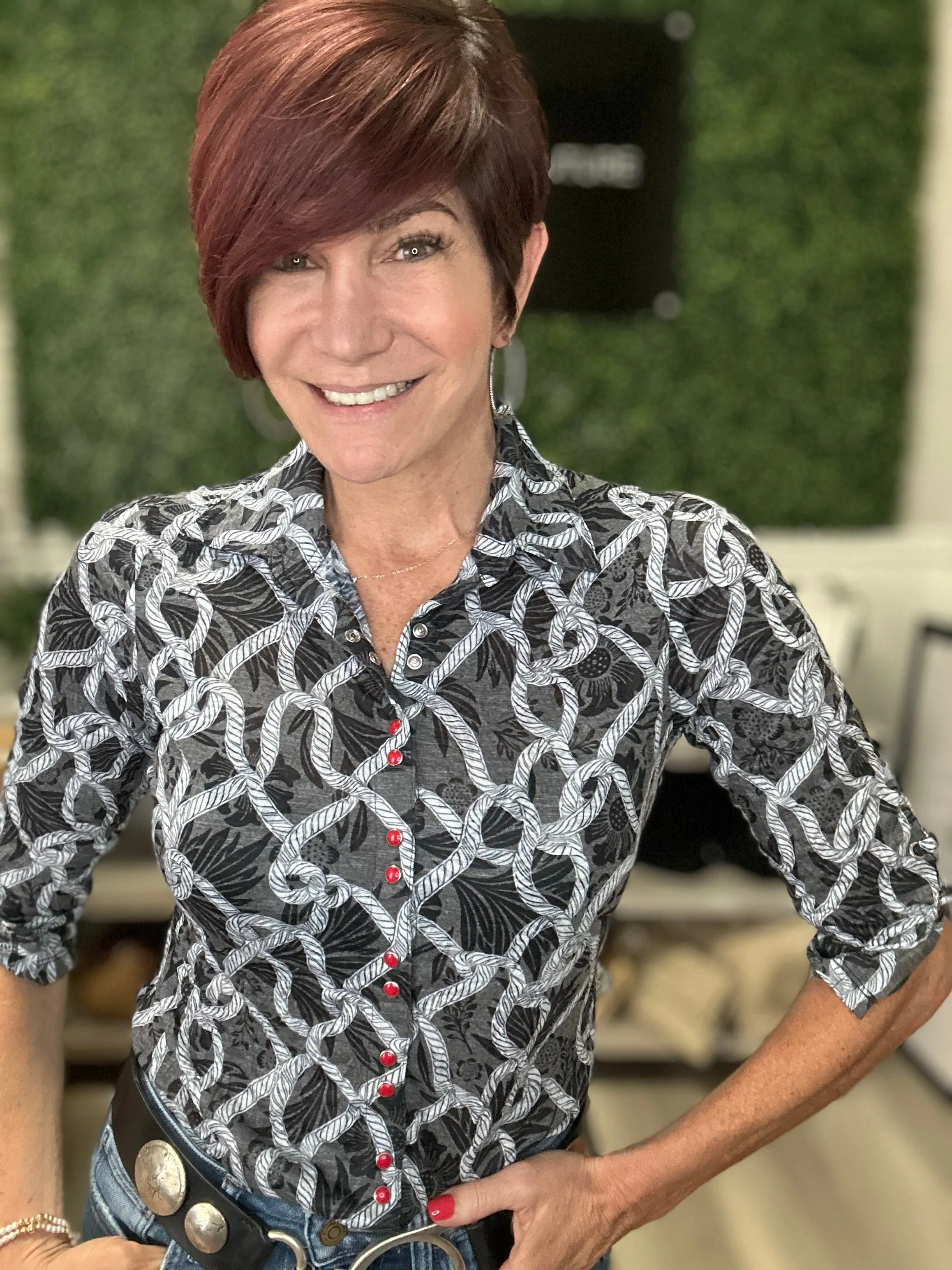 Sabrina Noir Threads Shirt